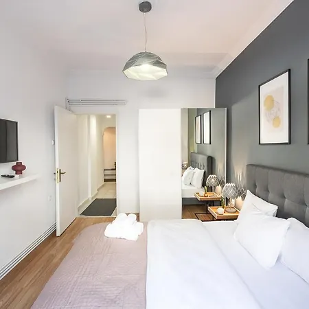 Porto Sea View - A. Svolou 22 *